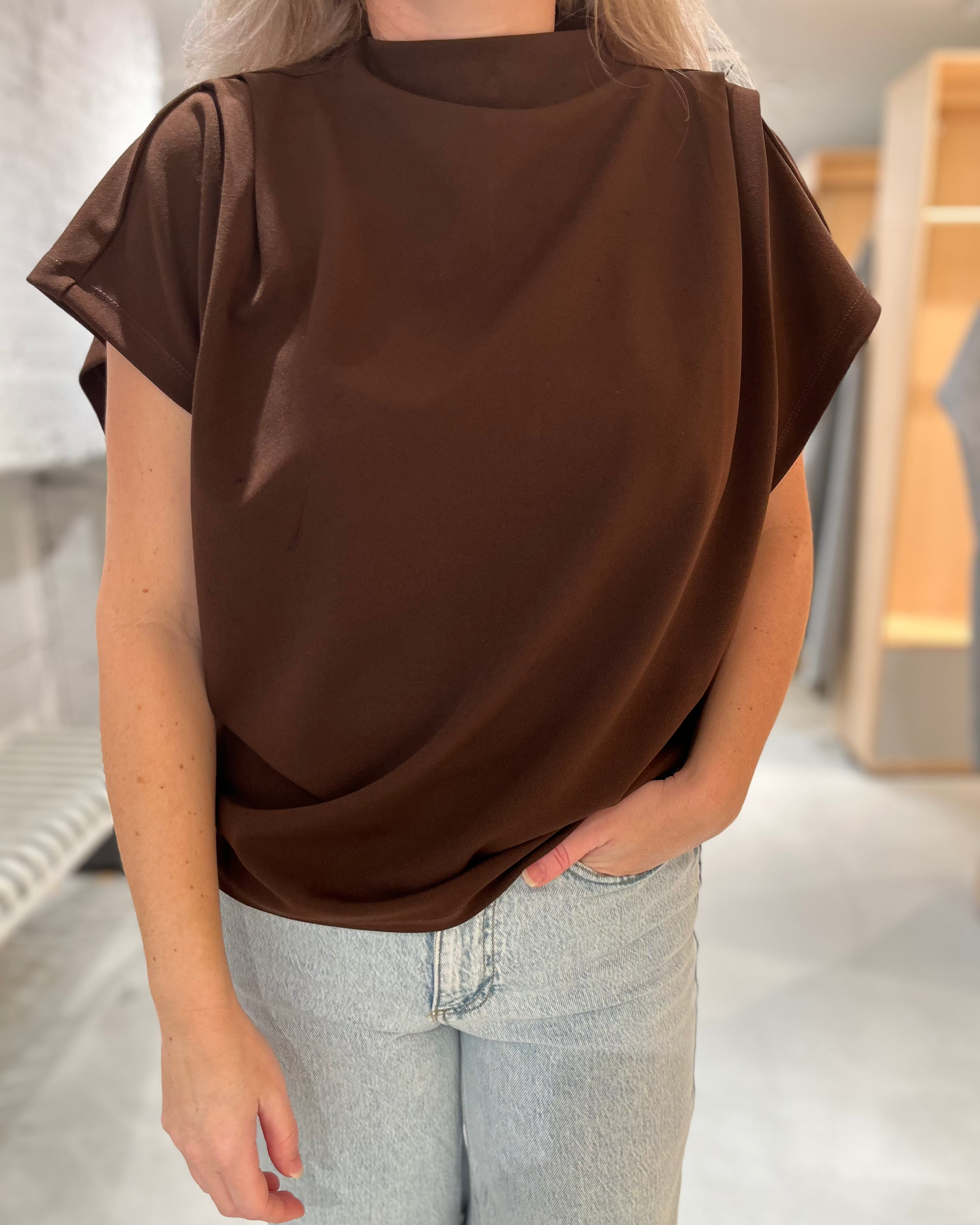 VISIA Top - Coffee Bean